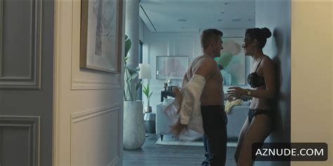 LI JUN LI Nude AZNude