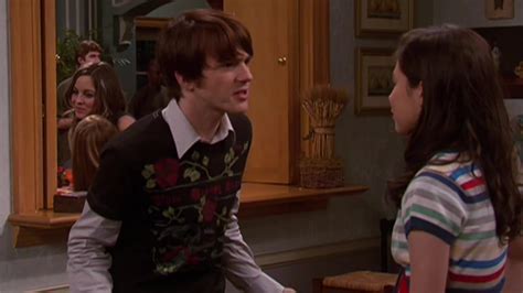 Watch Drake & Josh Season 4 Episode 11 : The Storm - Watch Full Episode ...