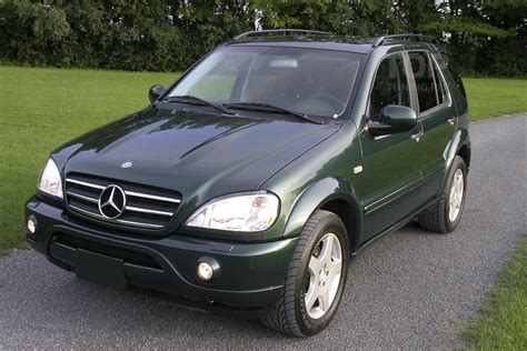 Расширители арок AMG на Mercedes ML 163