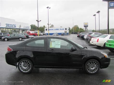 2010 Ebony Black Ford Focus Ses Coupe 38077379 Photo 2