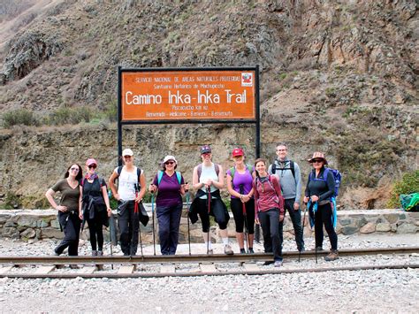 Awe-Inspiring Inca Trail 4 Days, Machu Picchu Tour