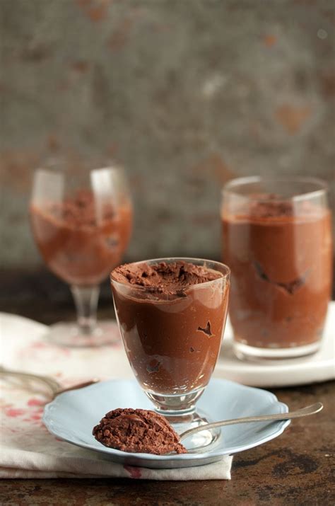 3 Ingredient Chocolate Mousse In 5 Minutes Drizzle And Dip