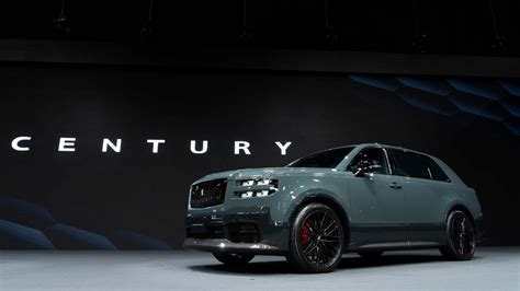 Introducing the $170,000 Toyota Century SUV - PakWheels Blog 