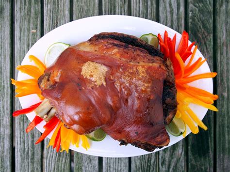 PERNIL AL HORNO – The Weathered Grey Table