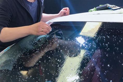 Бронепленка на Лобовое Стекло в Алматы | Luxurygloss® | Glass Protection