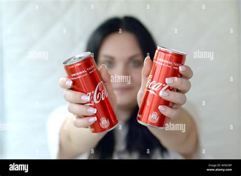 Coke Cans Girl Hi Res Stock Photography And Images Alamy