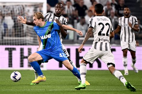 SERIE A LA JUVE NON SBAGLIA INIZIA COL BOTTO VINCE 3 0 CONTRO IL SASSUOLO