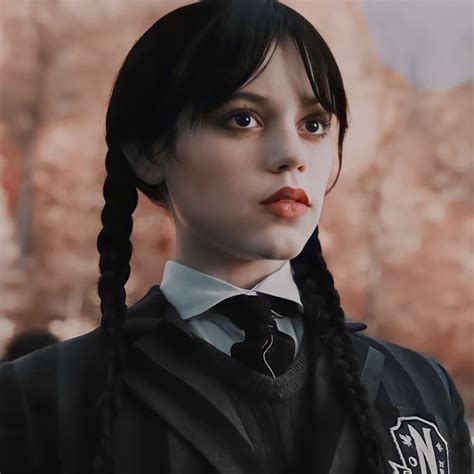 𝖂𝖊𝖉𝖓𝖊𝖘𝖉𝖆𝖞 𝕬𝖉𝖉𝖆𝖒𝖘 Icon in 2022 Wednesday addams Wednesday movie