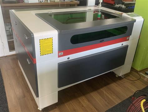 Co Laser Cnc X Mm W Za Secenje Graviranje Mbl Minoan