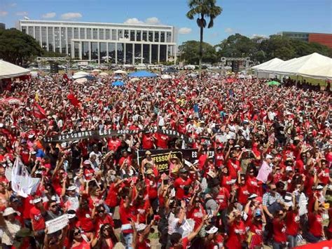 G Professores Do Df Decidem Manter Greve Iniciada H Dias