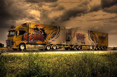 Pin By Ramon Schuurman On Vrachtwagens Customised Trucks Show Trucks