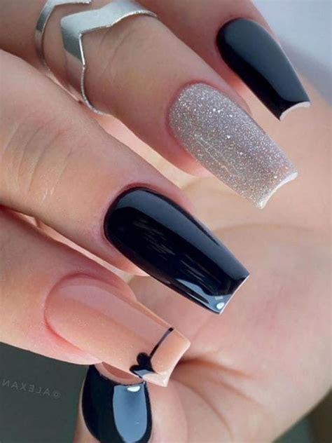 Black And Nude Nails With Heart Accents Nail Colors Simple Nails Nail Art