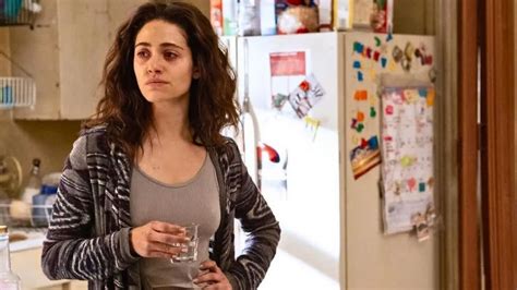 Shameless: When & Why Did Fiona Leave the Show?