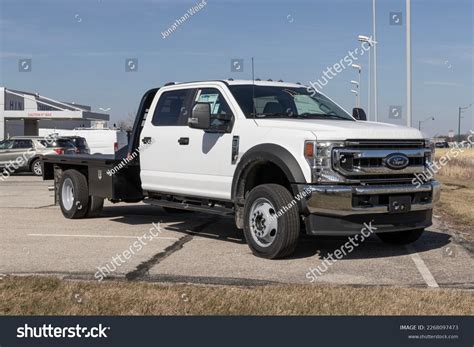 70 Ford Super Duty 2023 Images, Stock Photos & Vectors | Shutterstock