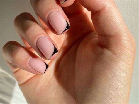 Diseños de uñas nude para mujeres románticas y elegantes Nails Nail art Nail art designs