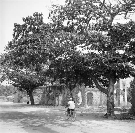 Makonde Photography Mikindani In Medium Format