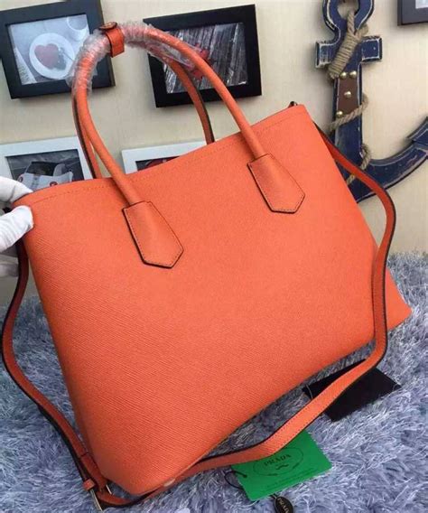Женские Брендовые сумки Prada по демократичной цене, женские сумки ...