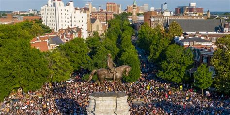 Virginia governor announces removal of Robert E. Lee statue in Richmond ...