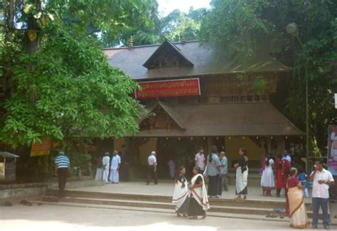 Mannarasala Temple - The supreme place of worship of the serpent god