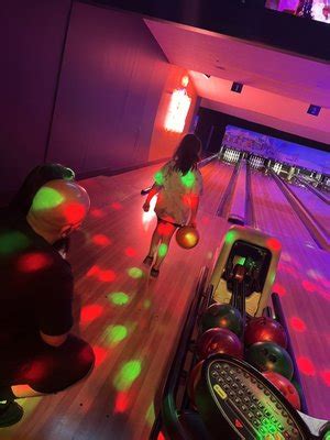 PINZ BOWLING CENTER - 254 Photos & 696 Reviews - 12655 Ventura Blvd, Studio City, California ...