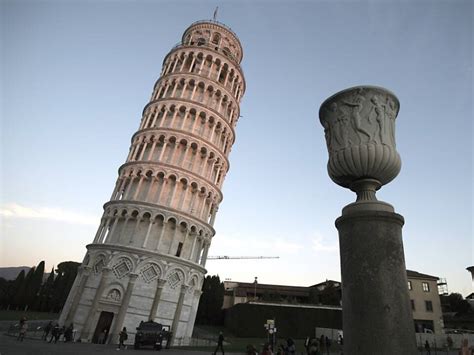 R Tsel Um Erbauer Von Schiefem Turm Von Pisa Gel St Sn At