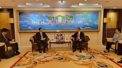 Secretary-General of ASEAN meets with Chairman of the Chinese General ...