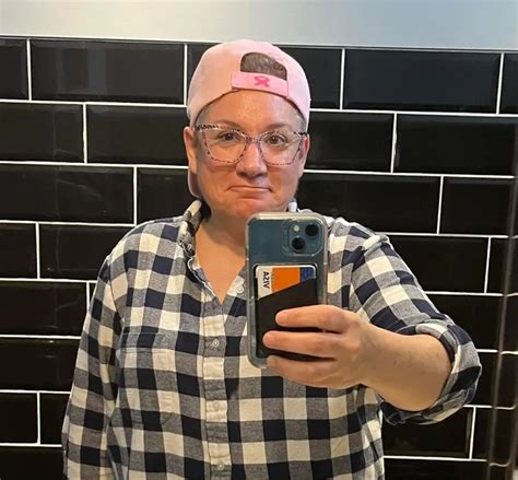 Navigating Breast Cancer As A Gender Nonconforming Lesbian Queering Cancer