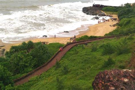 Kasargod District, Bekal Fort Kasargod, Tourist places in Kasargod, kerala.com