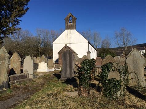 Saint Margaret Churchyard Crynant En Crynant Neath Port Talbot