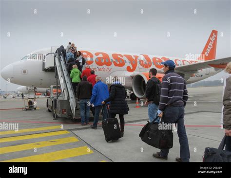 Luton Airport Boarding Hi Res Stock Photography And Images Alamy