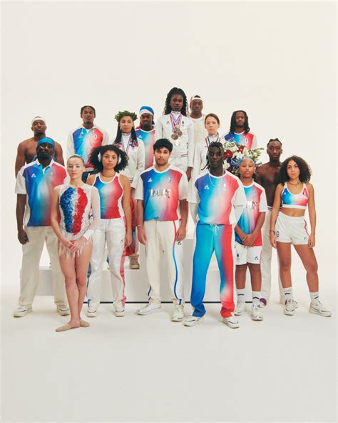 Paris 2024 Jo Les Tenues De Léquipe De France Olympique Et