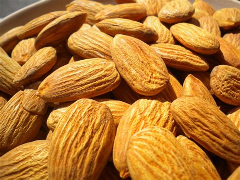 Almonds Raw California Almonds Please Credit Healthalicio Flickr