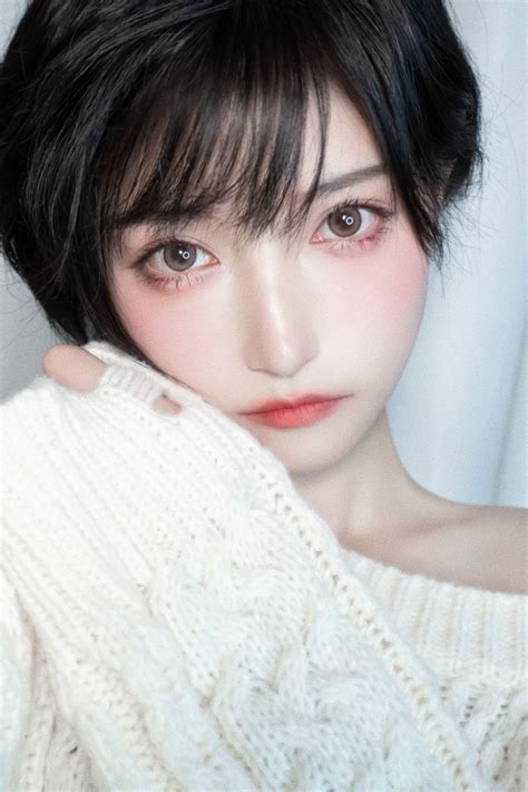 Anime Crying Gorgeous Girl Short Hair Hairline Korean Girl Makeup Looks Portraits Art