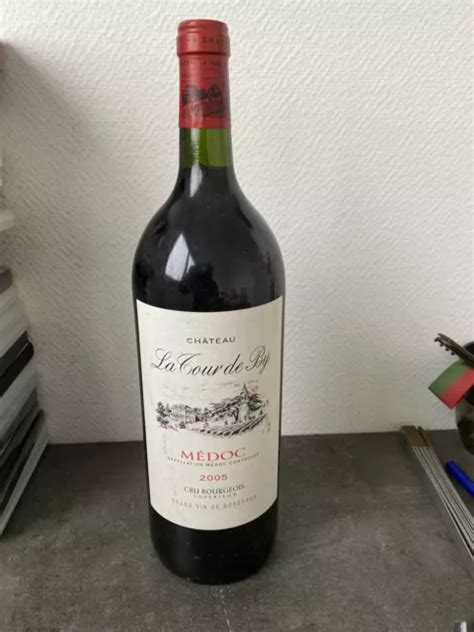 ANCIENNE BOUTEILLE CHÂTEAU de vin la tour de by medoc 2005 1500ml