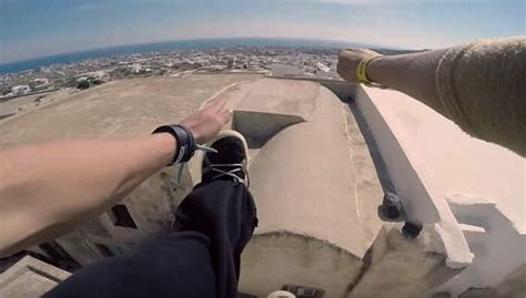 Video Tv Du Parkour Sur Les Toits Blancs De Santorin En Gr Ce Newstv