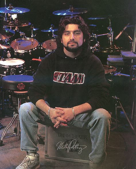 Mike Portnoy - DRUMMERWORLD