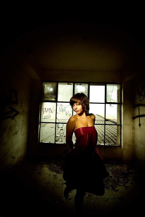 Lara De Miguel P Gina Fotos Desnuda Descuido Topless Bikini Pez N