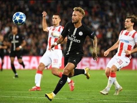 Neymar S Goal Against Red Star Belgrade Uefa 12 Dec 2018 Fotos De