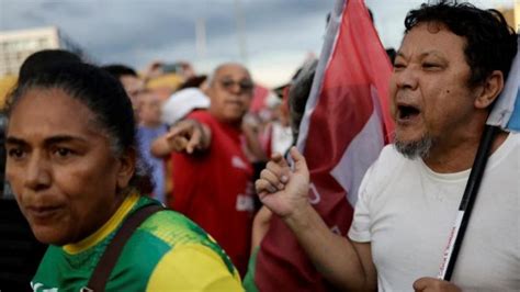 Brazil Election Lula Makes Stunning Comeback Bbc News