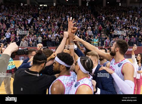 Bonn Deutschland 18th Apr 2023 The Players Of The Telekom Baskets