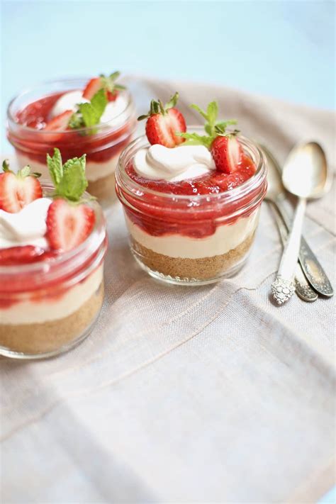 Strawberry Cheesecake in a Jar - Studio Delicious