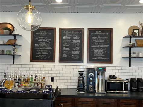 The MISSION GROUNDS Menu... - Evansville Rescue Mission