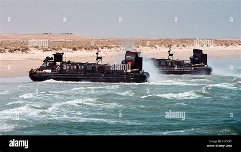 Operation Desert Storm Soldiers Hi Res Stock Photography And Images Alamy