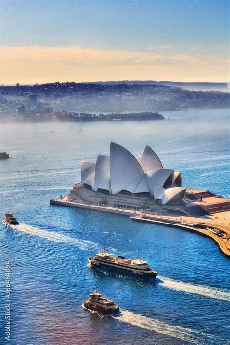 Sydney, Australia 26 June 2020: Blue waters of Sydney harbour with ...