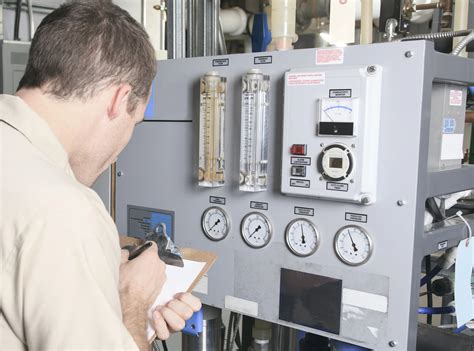Common Signs of an AC Freon Leak & How to Fix It - HomeAlliance
