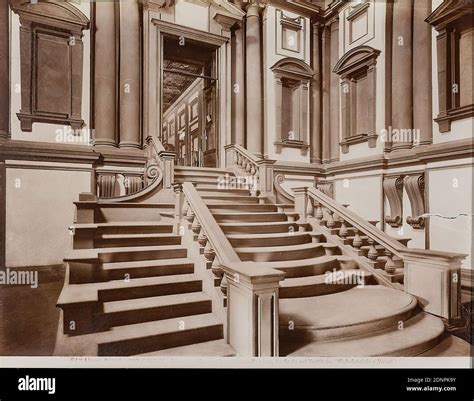 Vestibule Michelangelo Hi Res Stock Photography And Images Alamy