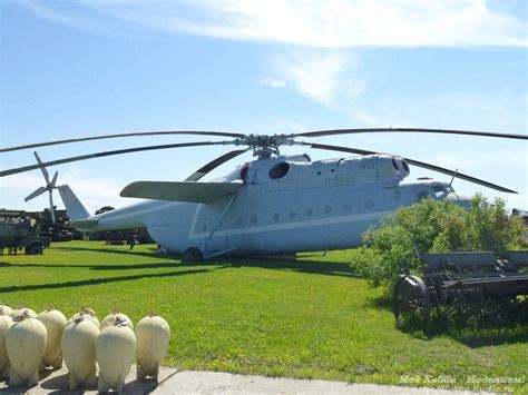 Вертолёт Ми-6 в авиамузее Ульяновска