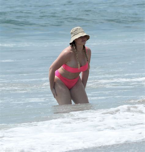 Iskra Lawrence Showed A Sexy Ass In A Pink Bikini 23 Photos The Fappening
