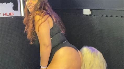 Blonde Swallowed By Ass Nadia Sapphire Clips Sale