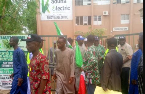 NLC TUC Picket Electricity Agencies Offices In Sokoto Over Tariff Hike